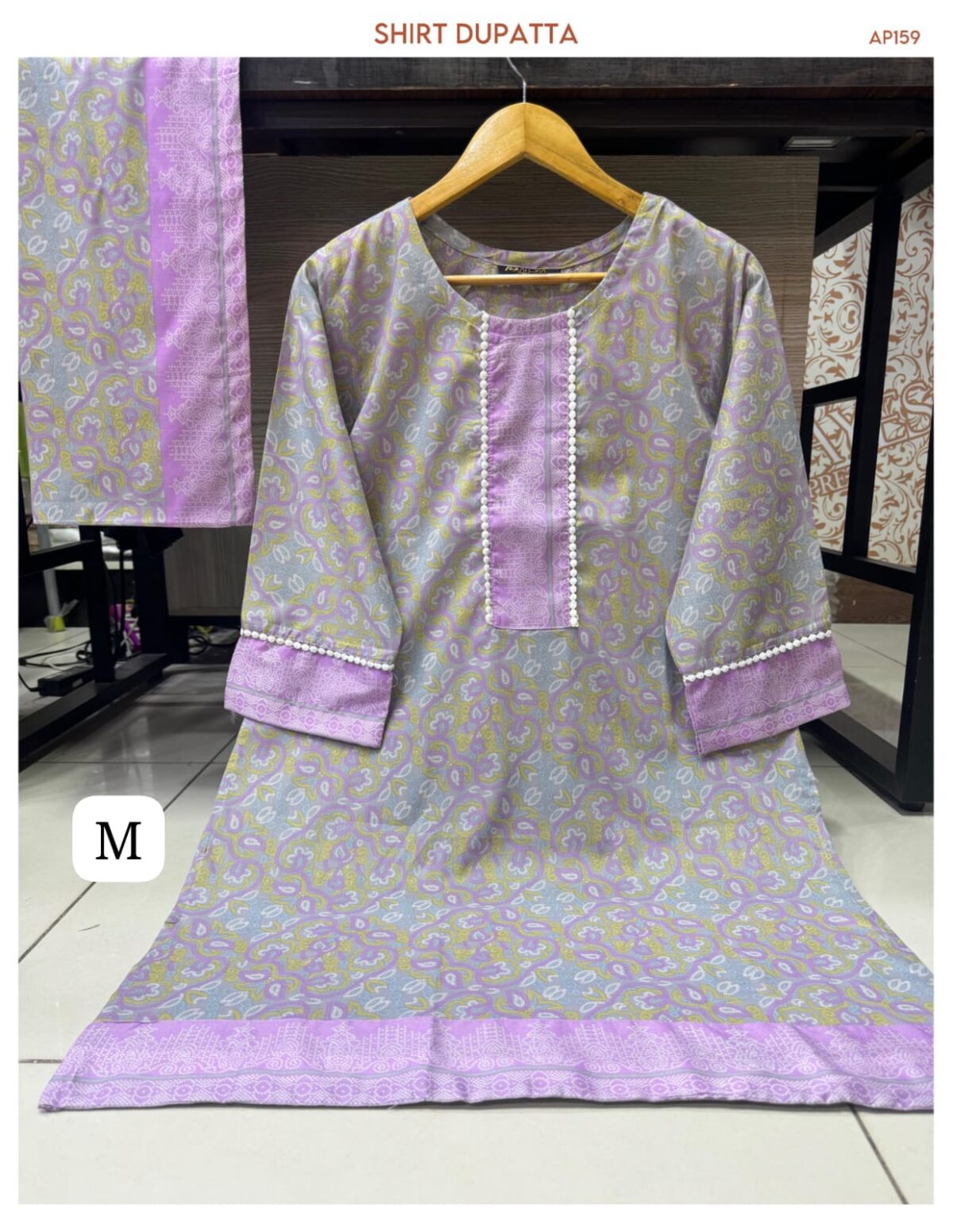 Shirt: lawn printed with lace derailing dupatta lawn printed